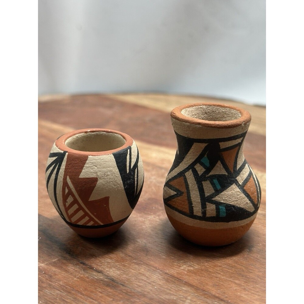 FC Jemez - Chavez Jemez Native American Hand Painted Mini Pottery